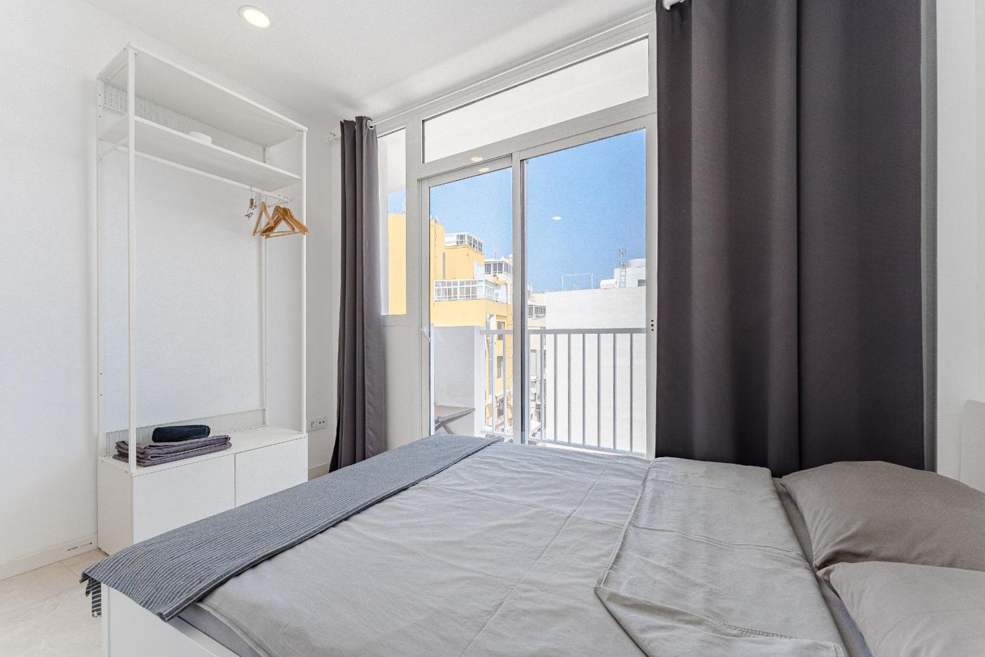 Few Steps From The Beach Hostel In Los Cristianos Арона Екстер'єр фото