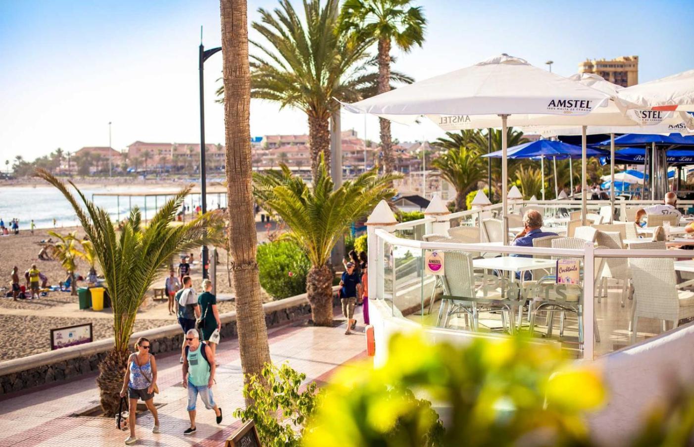 Few Steps From The Beach Hostel In Los Cristianos Арона Екстер'єр фото